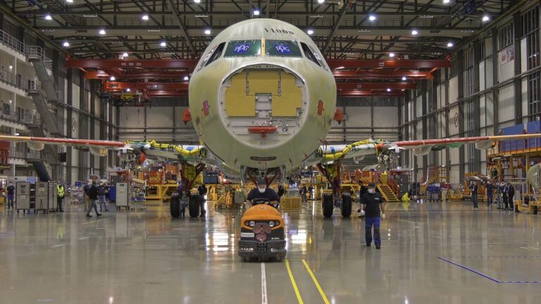 Airbus : bénéfices records, primes en chute libre — les salariés français en colère, la grève menace