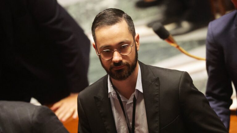 Samuel Paty : quand un maire LFI refuse d'honorer un martyr de la République à Roubaix