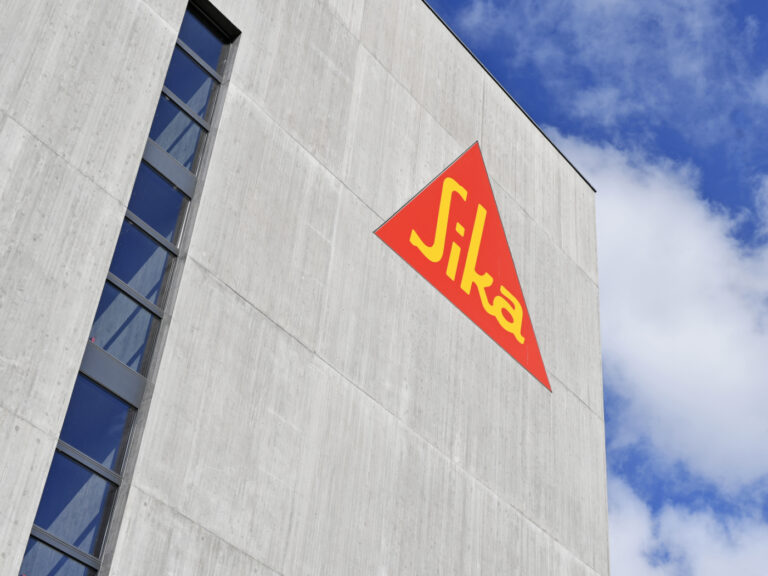 Cartel dans la chimie du bâtiment : Bruxelles met en cause Sika, Cemex et la filiale française Saint-Gobain