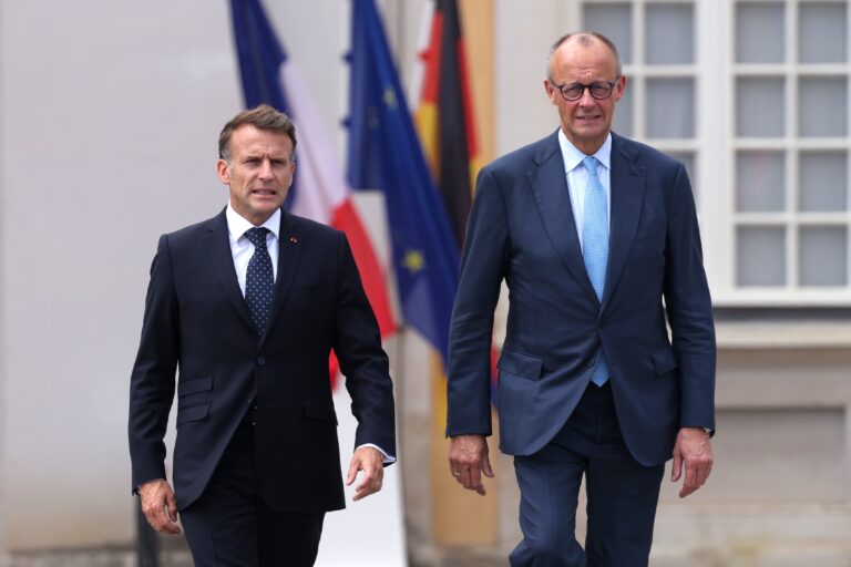 La dissuasion nucléaire française s'ouvre à l'Allemagne : souveraineté partagée ou prérogative préservée ?