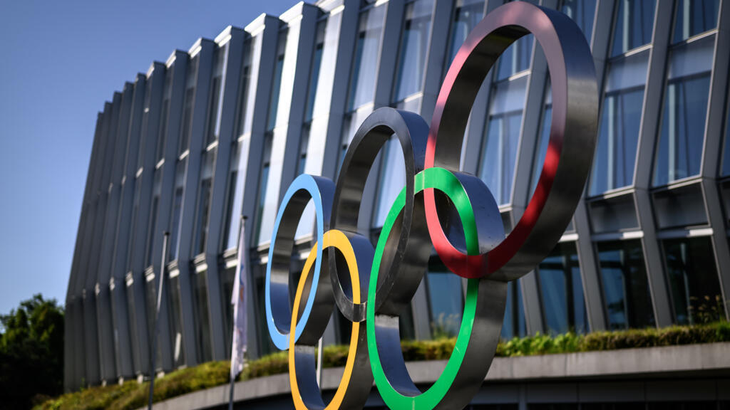 Los Angeles 2028 : le CIO réintègre les athlètes russes, mais leur refuse encore hymne et drapeau