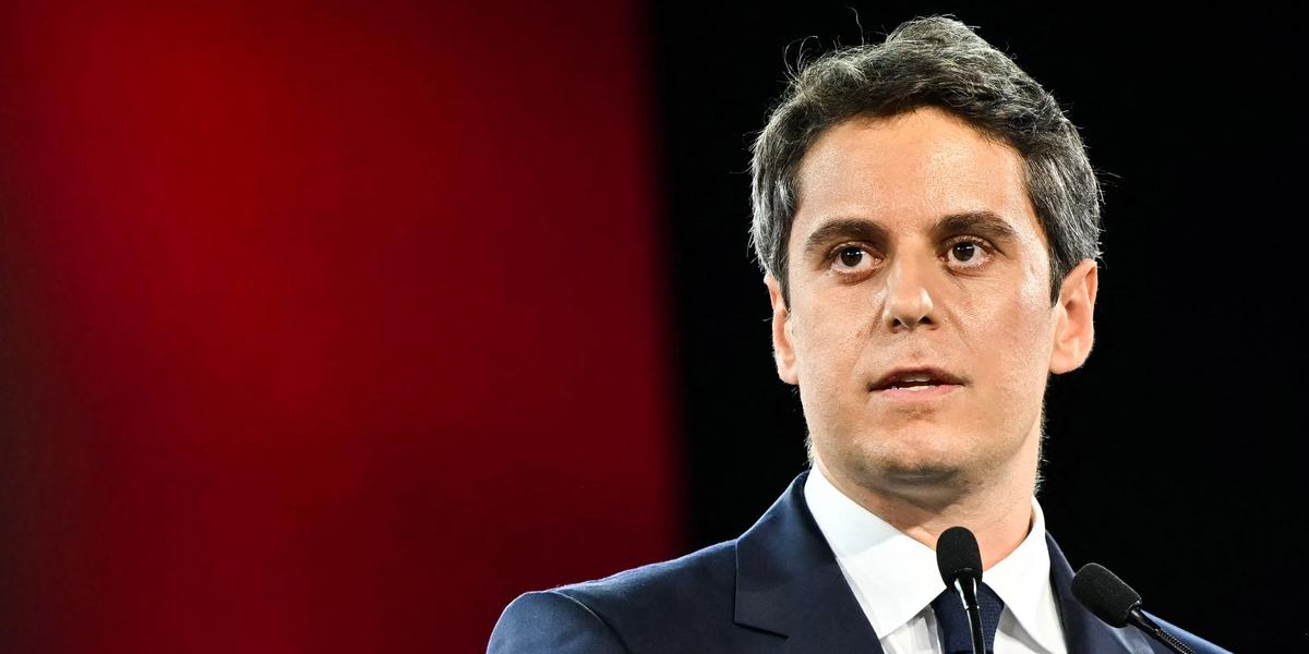 Présidentielle 2027 : Attal sillonne la France, ses rivaux s'agitent