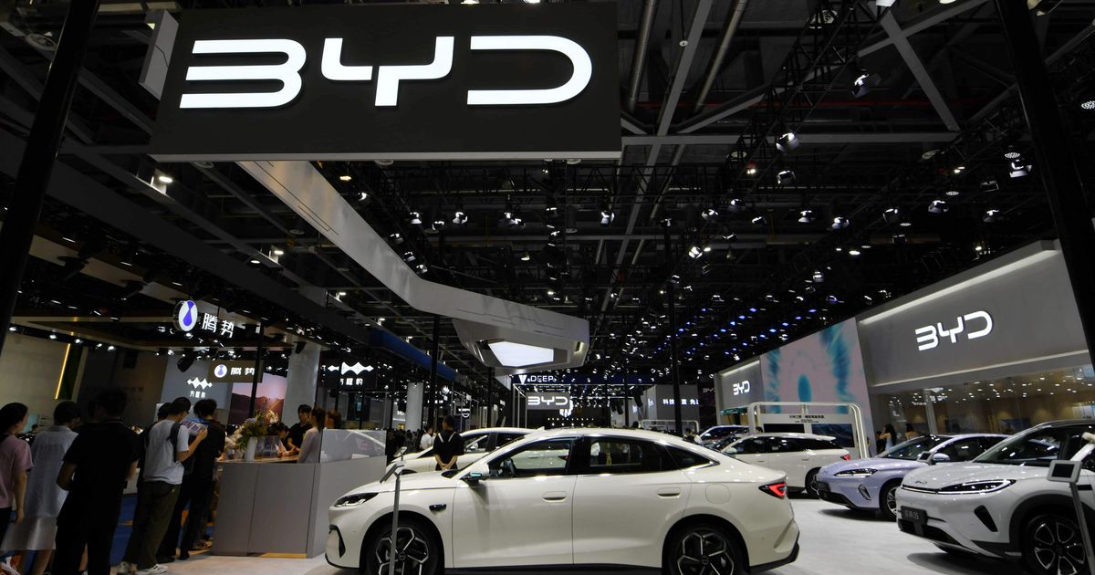 Industrie automobile : l'Europe face à la Chine, ou l'art de perdre du terrain avec élégance