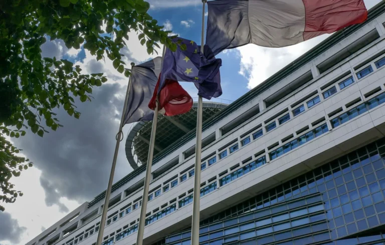 Dette publique française : la « règle d'or » budgétaire, ou l'art de feindre la rigueur