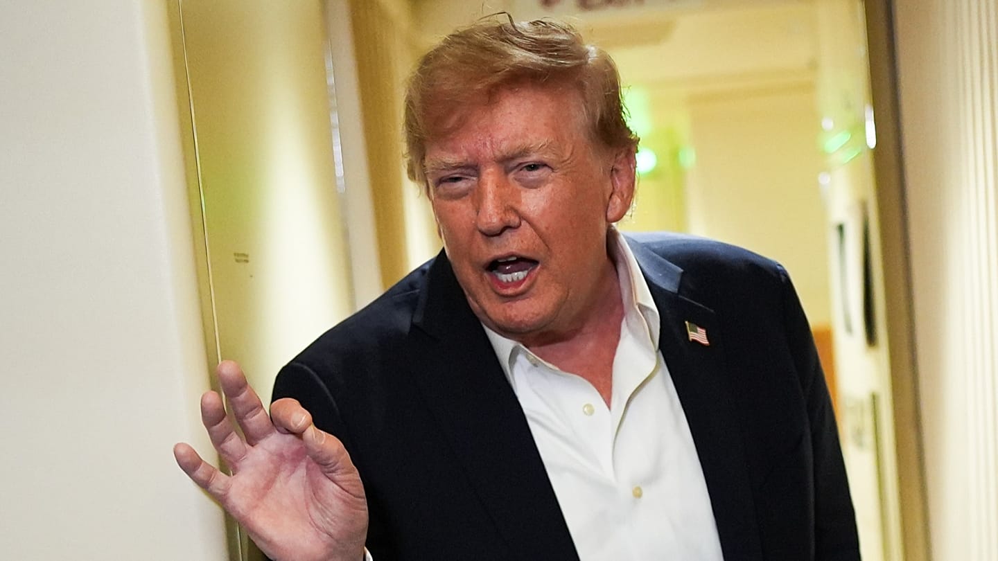 L'IA, nouveau champ de bataille mondial : quand Trump joue au briseur de mythes pendant que Bruxelles et Pékin s'affolent