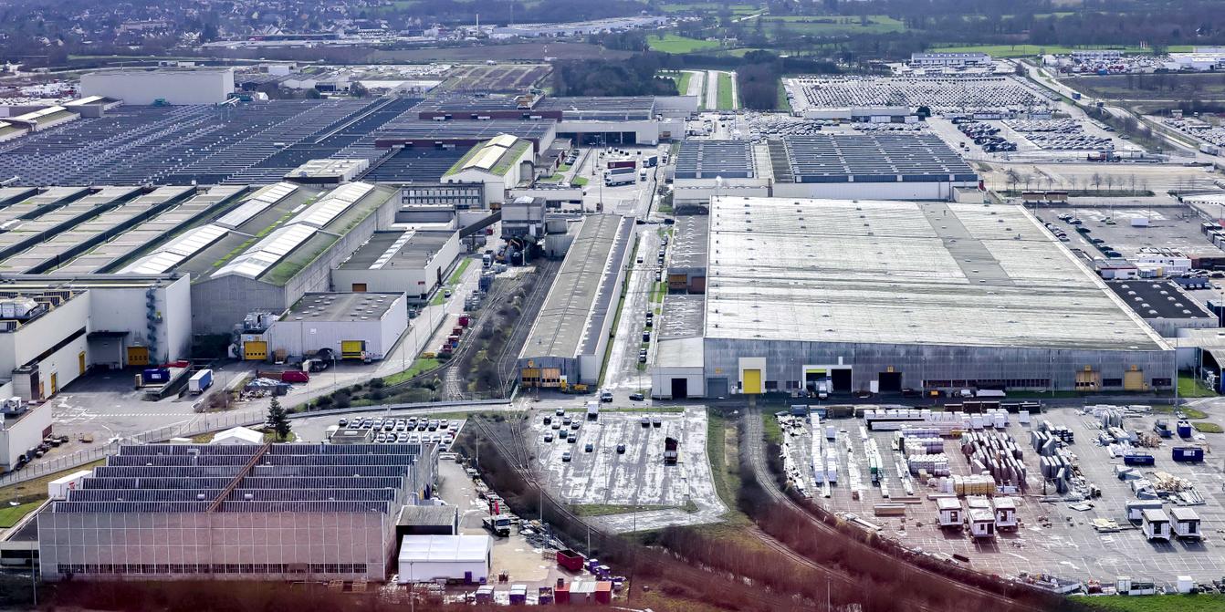 Stellantis-Dongfeng : quand l'industrie automobile française se livre aux intérêts chinois