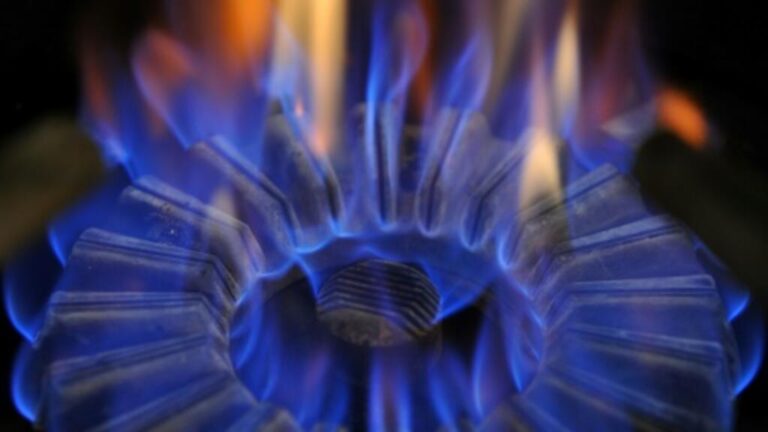 Gaz, électricité, souveraineté : la France tiendra l'hiver, mais à quel prix ?