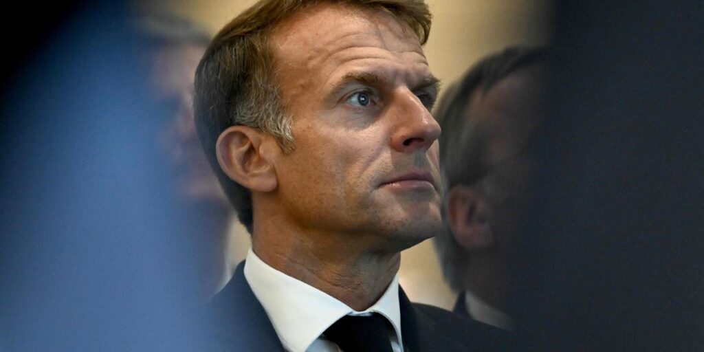 Macron au fond du gouffre : une popularité en ruine qui révèle le divorce entre le pouvoir et la France